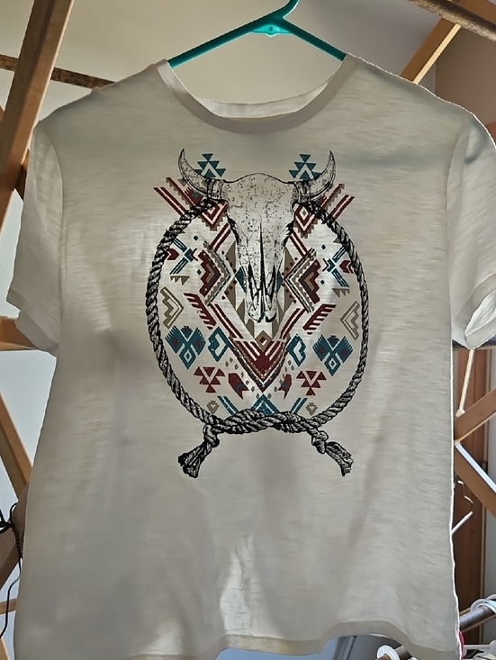 Miss Me Tops - Miss Me White Short Sleeve Tee with Southwestern Skull Graphic
